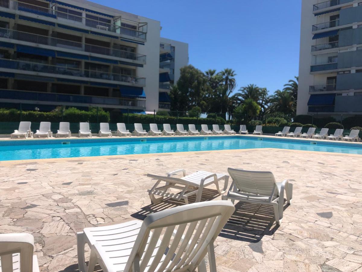 Front De Mer,Plage, Piscine, Parking كانيو سور مير المظهر الخارجي الصورة
