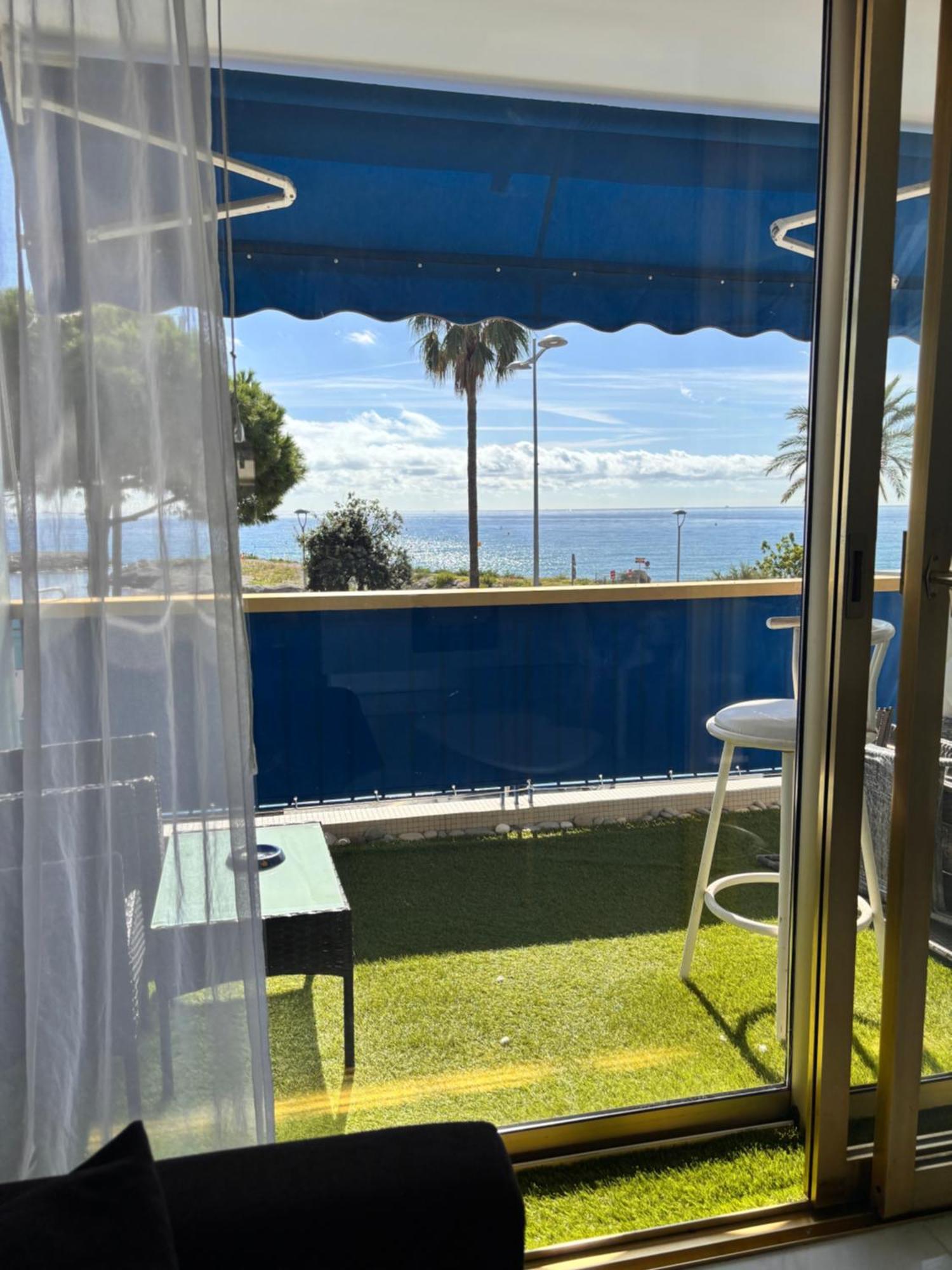 Front De Mer,Plage, Piscine, Parking كانيو سور مير المظهر الخارجي الصورة