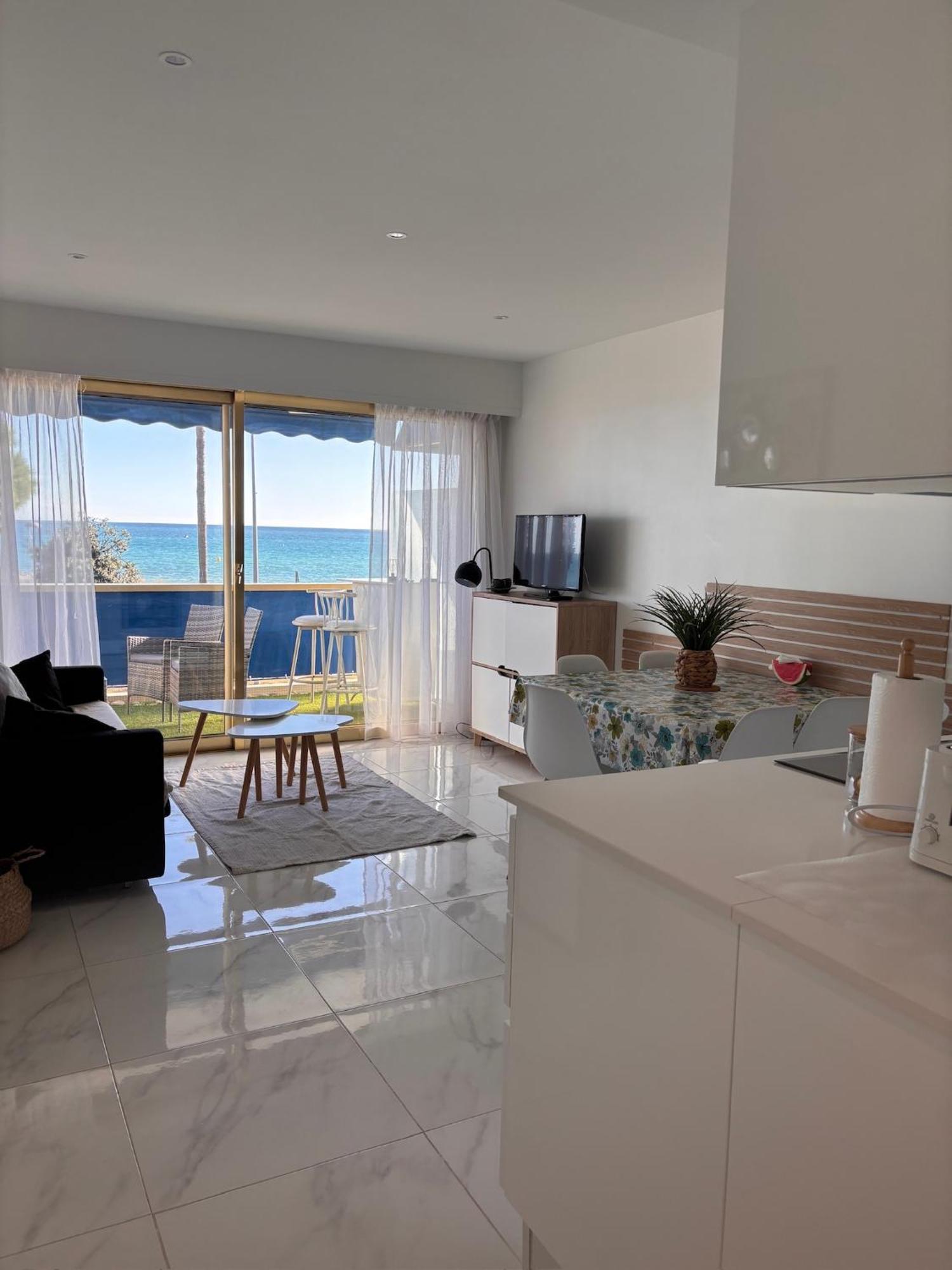 Front De Mer,Plage, Piscine, Parking كانيو سور مير المظهر الخارجي الصورة
